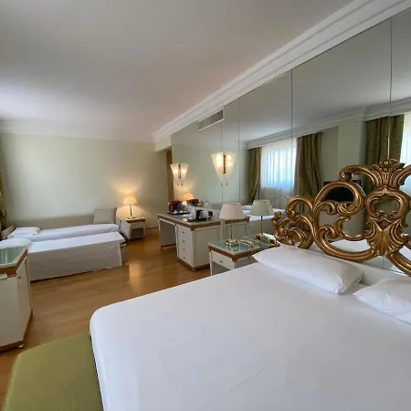 Hotel Park Junior 4*