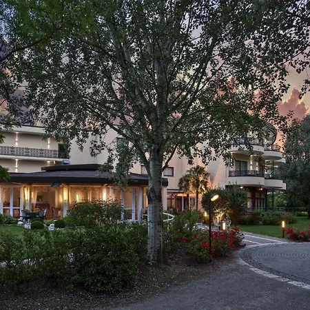 Hotel Park Junior